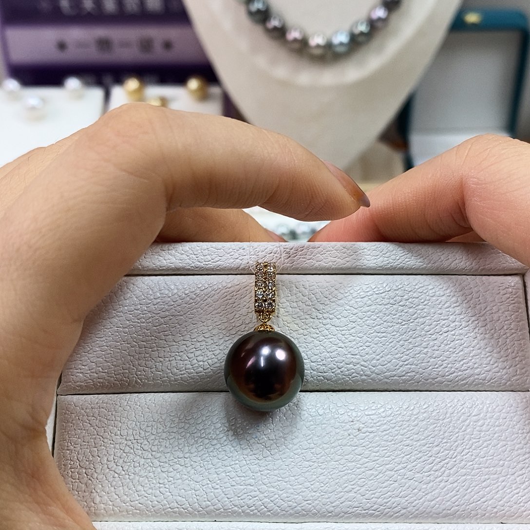 海水珍珠18K金镶嵌吊坠(不含链)13.6m大溪地黑珍珠吊坠（拉贡品质）