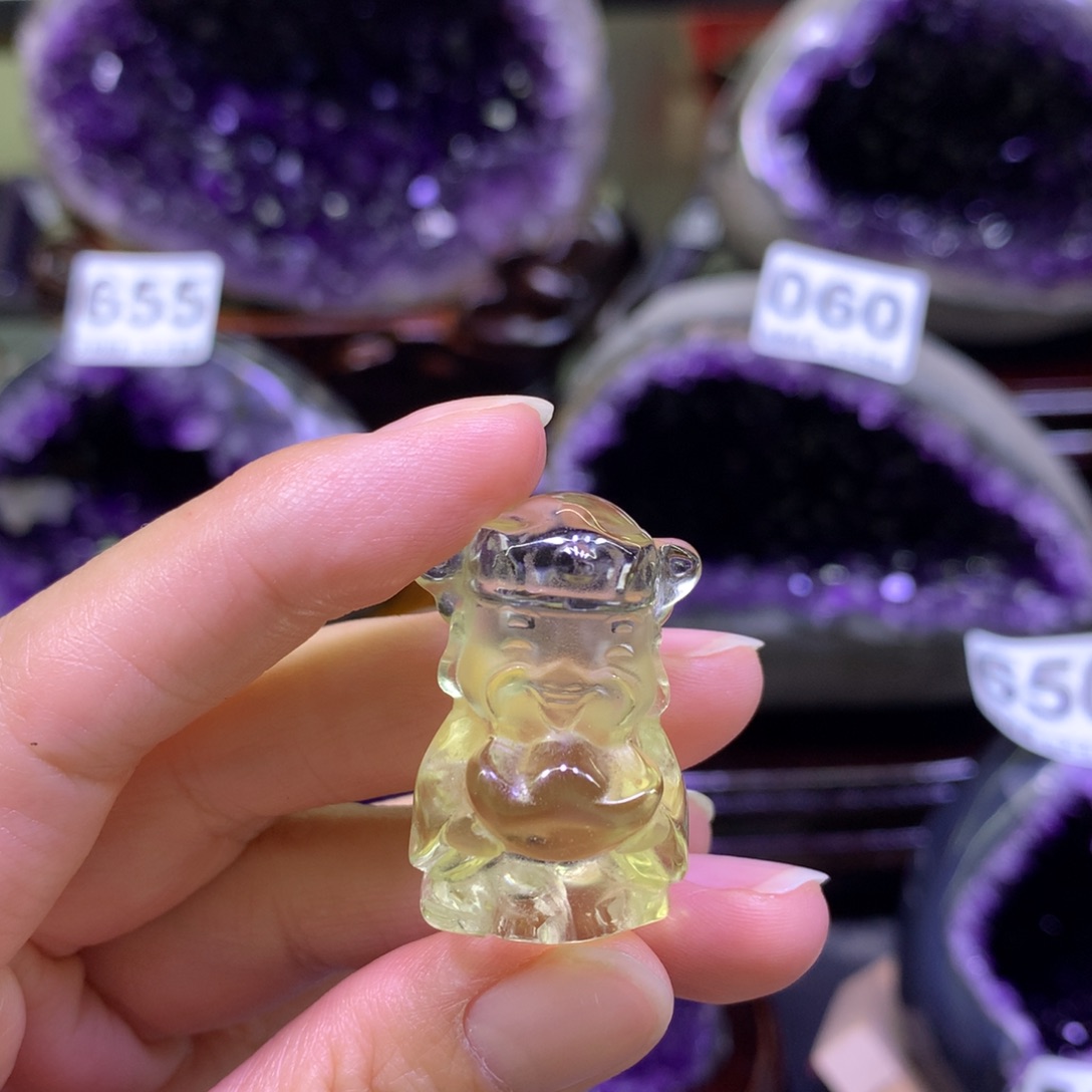 未镶嵌水晶大型摆件（非配饰）