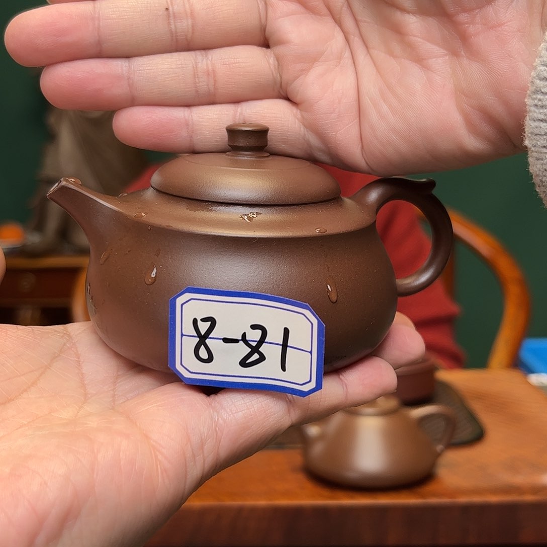 紫砂茶壶紫泥半手