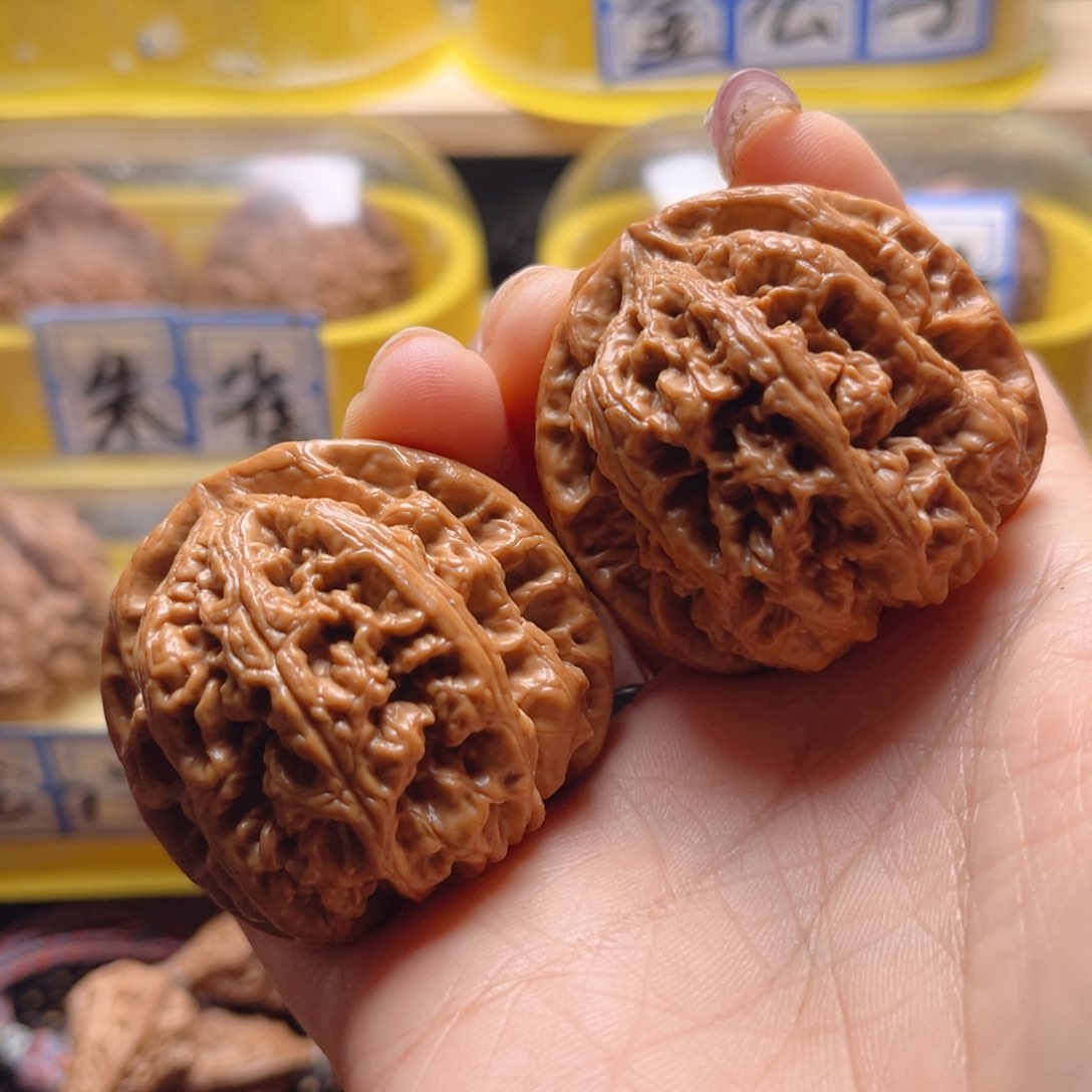 文玩核桃把件粗筋