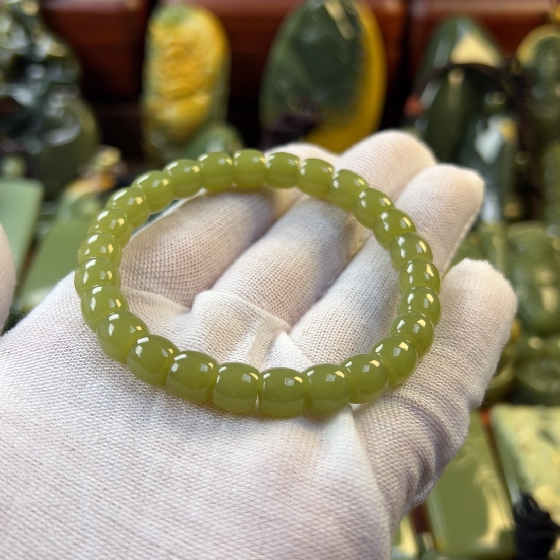 岫岩老玉（透闪石质玉）手链未镶嵌