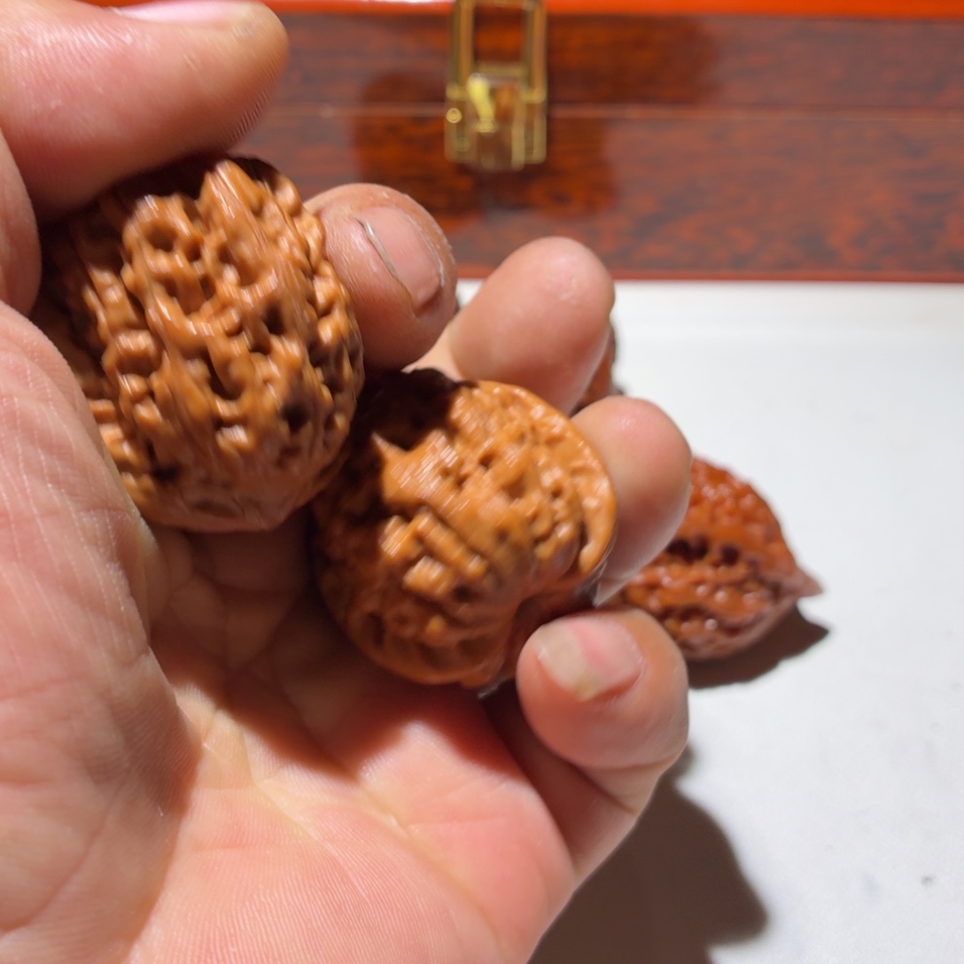 把件文玩核桃霸王