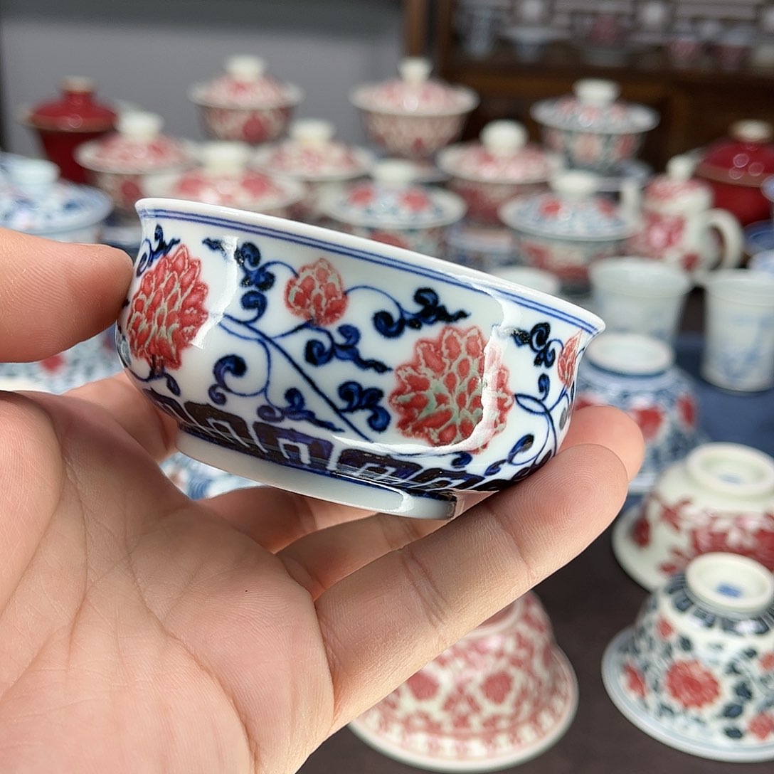 景德镇陶瓷青花釉里红