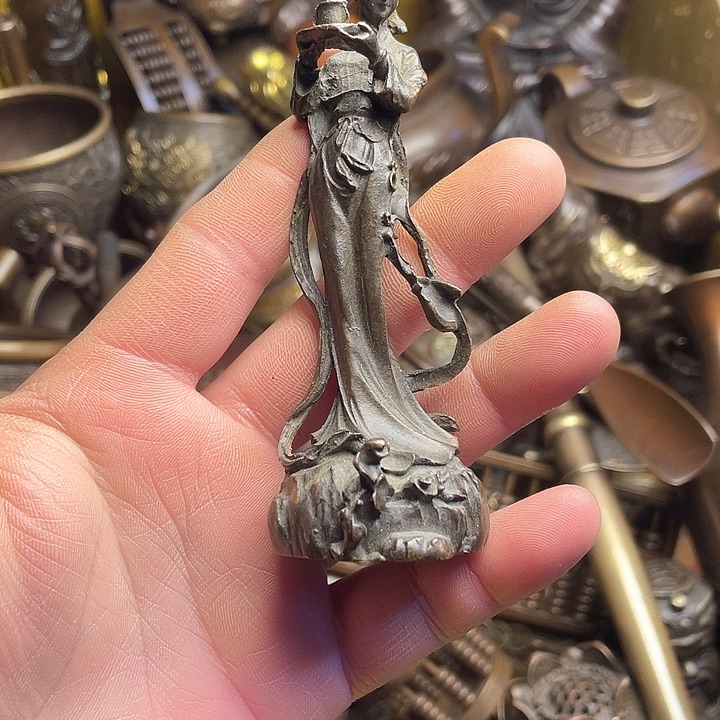 诚信经营铜器摆件