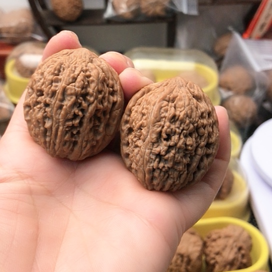 文玩核桃吊坠对对歪大蒜头