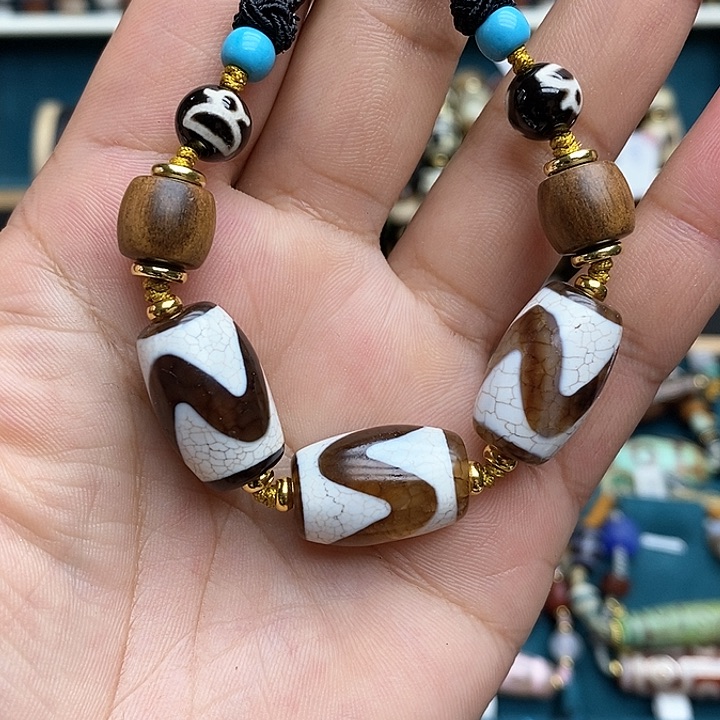 玛瑙/玉髓颈饰合金