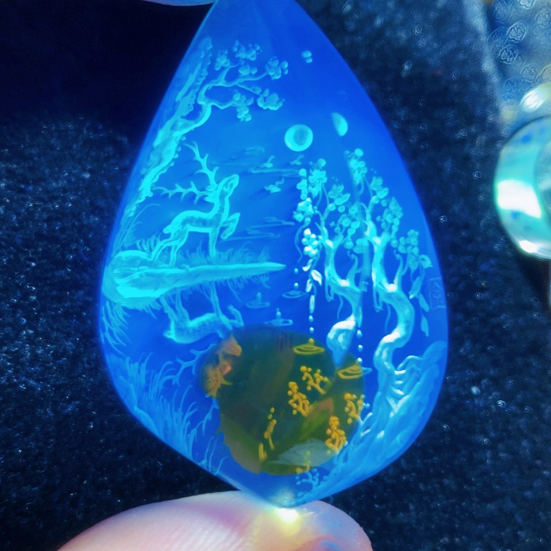 【闪购商品】金珀颈饰未镶嵌琥珀阴雕