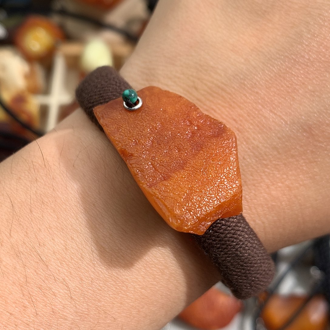 蜜蜡裸石未镶嵌你