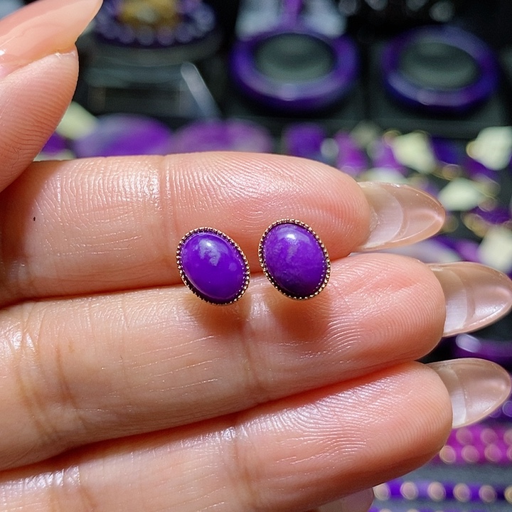 苏纪石（舒俱来）耳钉18K金镶嵌