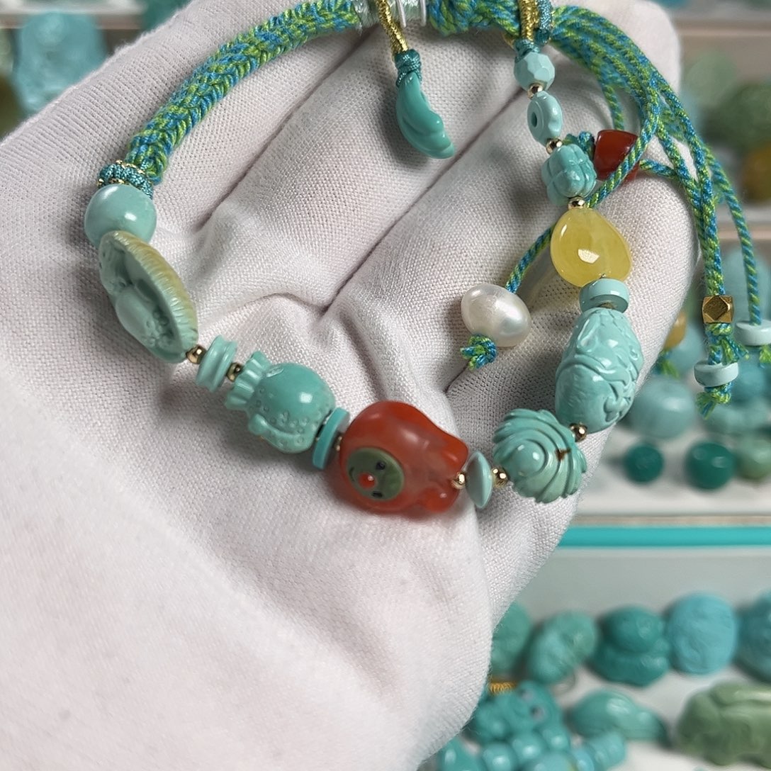 绿松石未镶嵌珠宝奇石