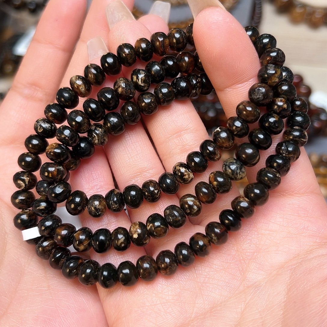 琥珀未镶嵌裸石抚顺琥珀七20705