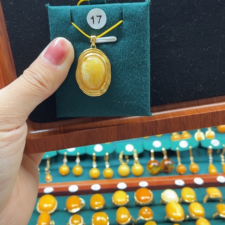 琥珀银S925镶嵌颈饰