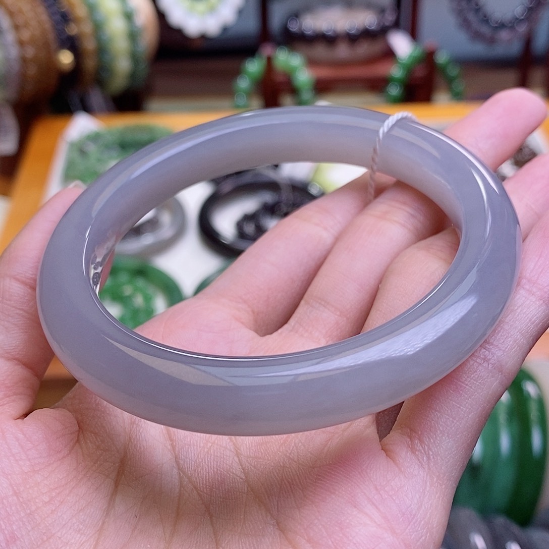 和田玉未镶嵌颈饰高冰烟紫香芋紫手镯58.5圈口