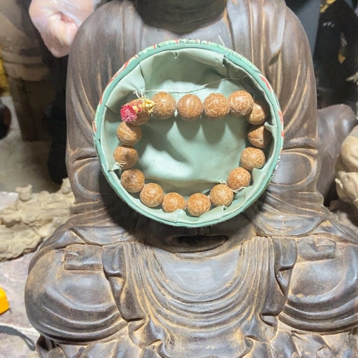 滴血莲花菩提吊坠