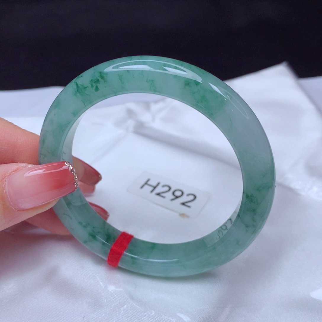 翡翠手镯未镶嵌手镯53