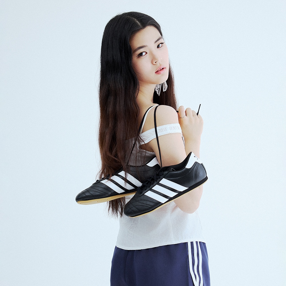 adidas/阿迪达斯 休闲薄底跆拳道文化运动鞋 JS1193
