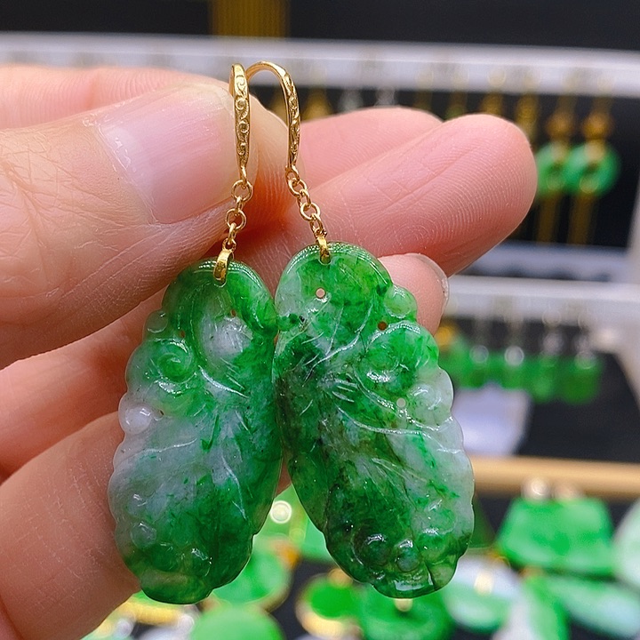 翡翠耳饰18K金镶嵌耳坠