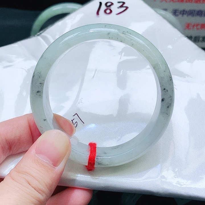 翡翠未镶嵌手镯183