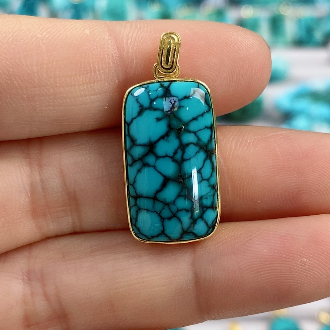 绿松石珠宝奇石18K金镶嵌