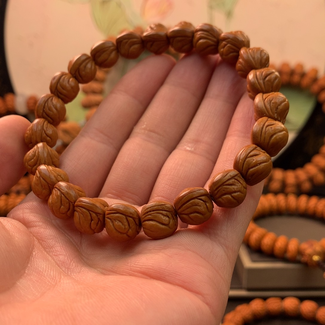 【闪购商品】桃核吊坠鮃**鱳12玉龙脊手串