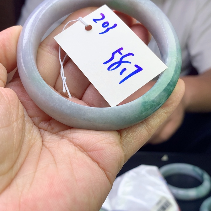 未镶嵌手镯翡翠203
