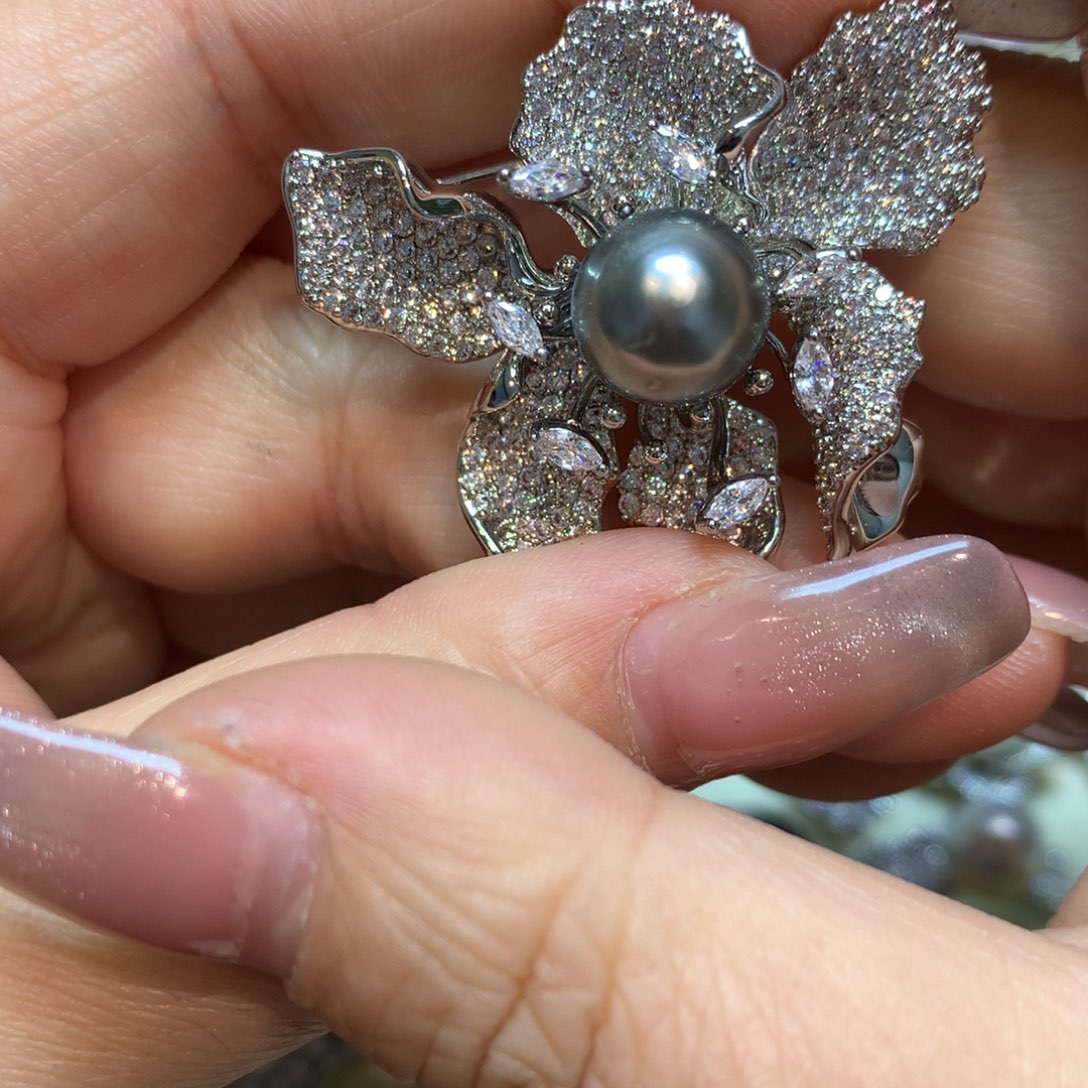 海水珍珠胸饰未镶嵌