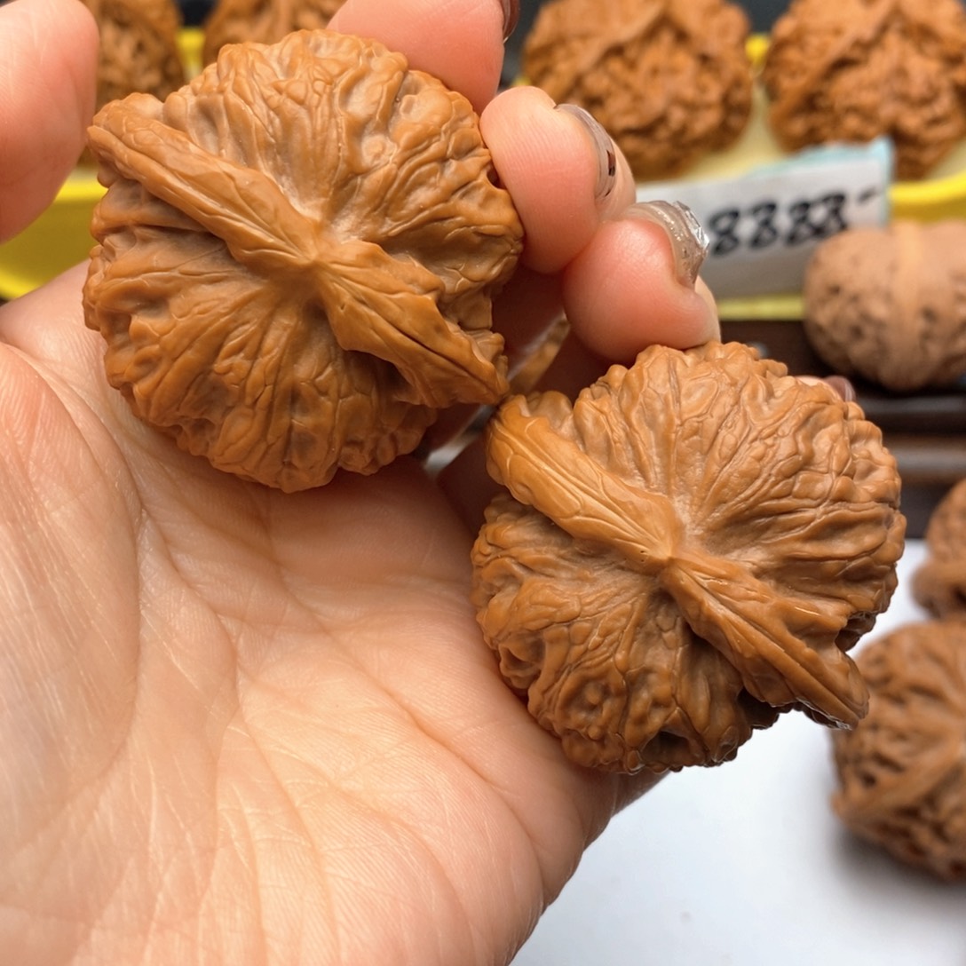 文玩核桃把件45尺精品金麒麟