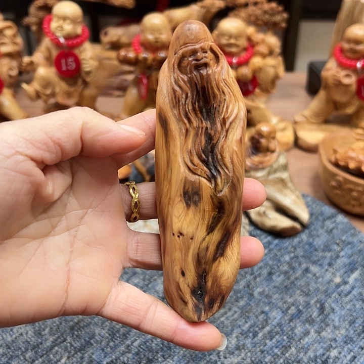 柏木太行崖柏手把摆件