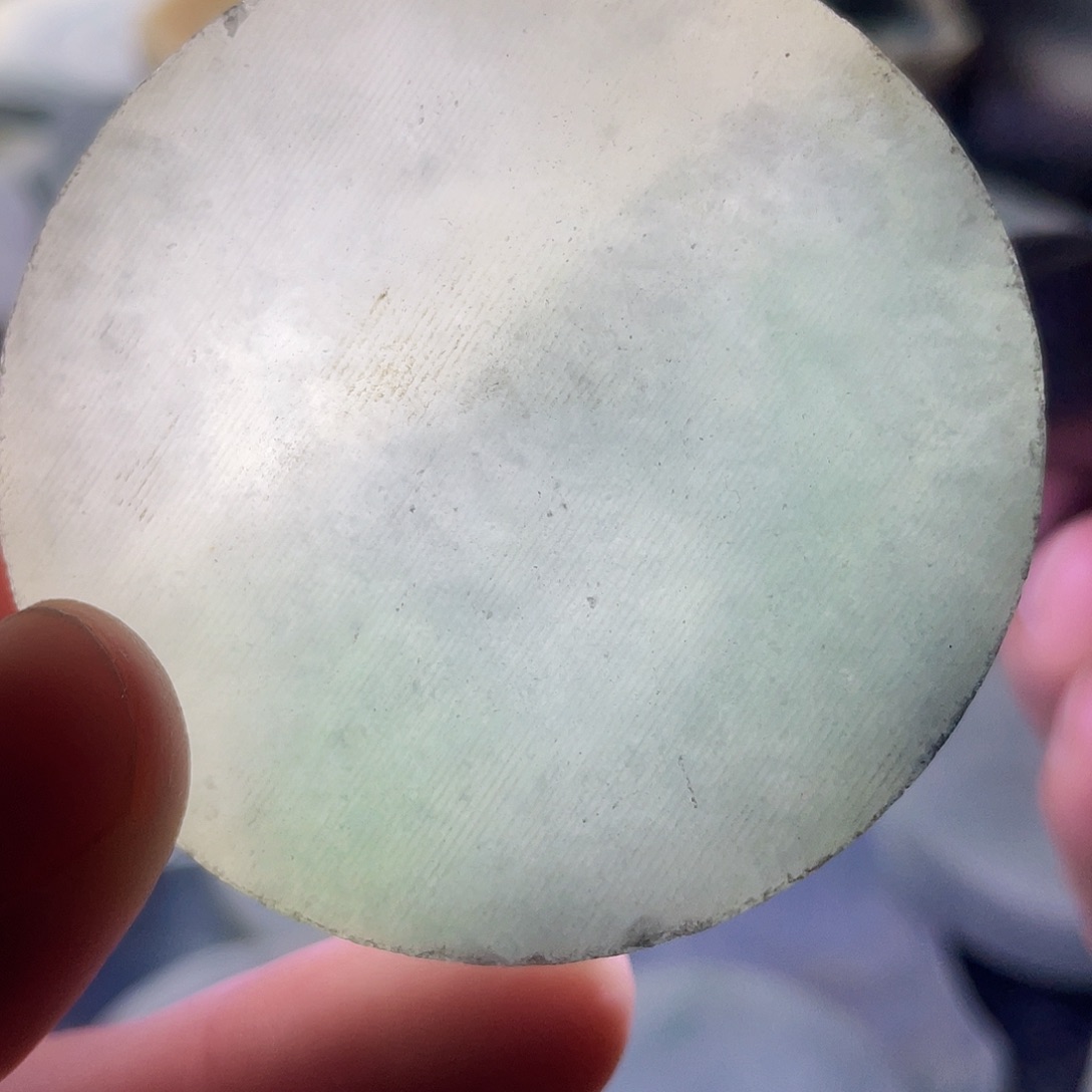 翡翠颈饰未镶嵌毛料50