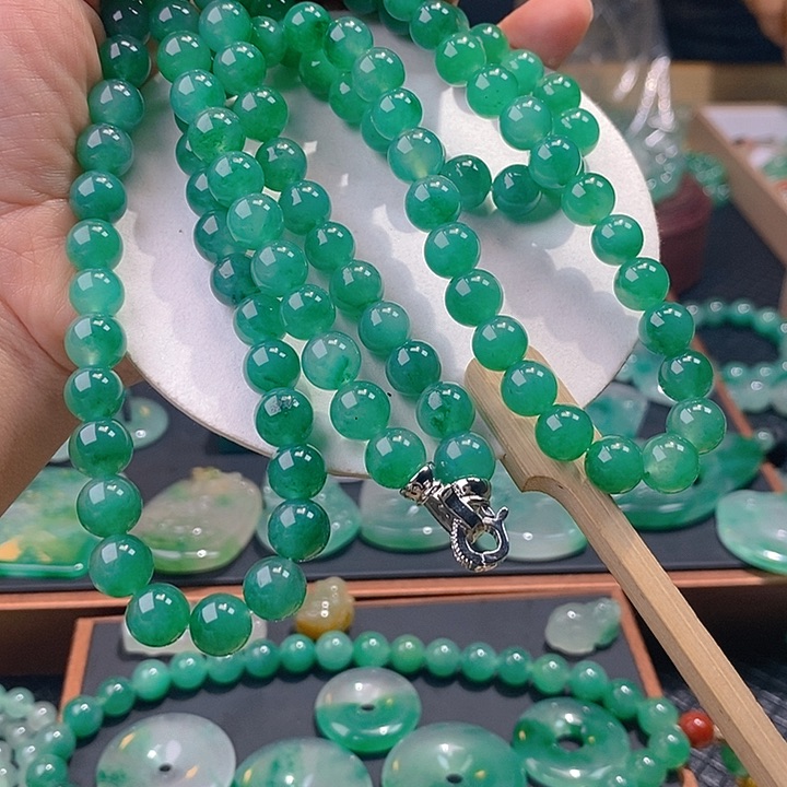 石英质玉108精品卡9未镶嵌