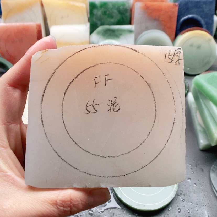【闪购商品】定制石英质玉F*定制