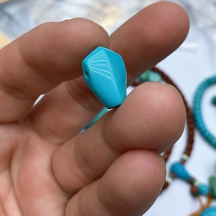 未镶嵌绿松石珠宝奇石