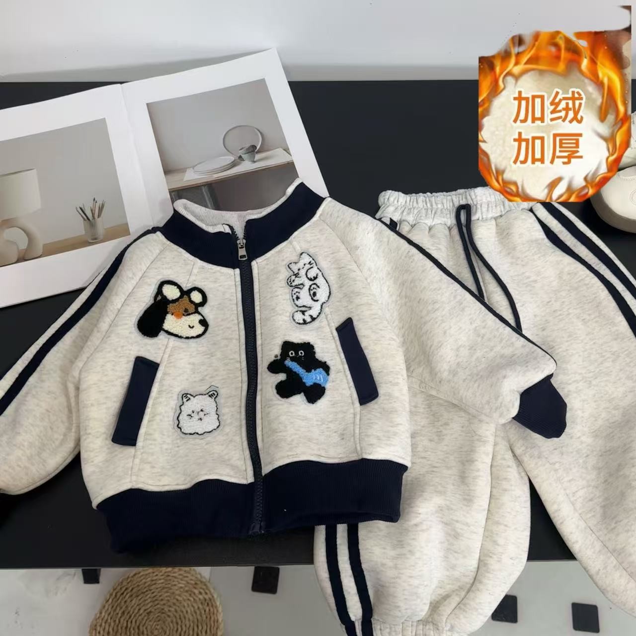 【加绒套装】贴布绣新款男女童套装时尚百搭休闲舒适上衣拉链两件套