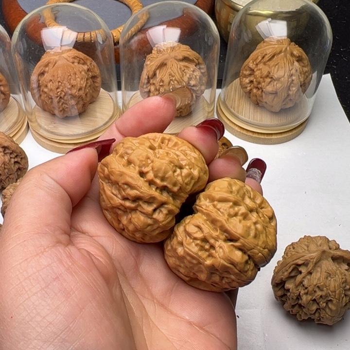 文玩核桃把件芳芳41蛤蟆头