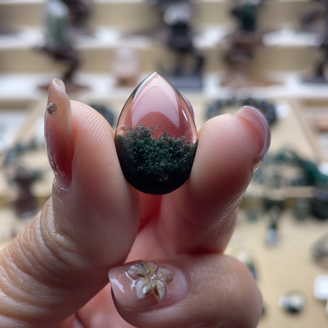 天****水晶18K金镶嵌颈饰绿幽灵水滴打孔定制不退换