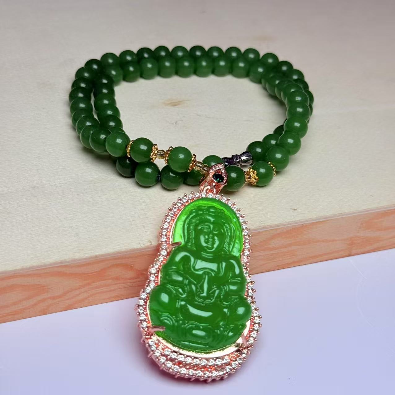 【静雯珠宝】F040 精美芙蓉绿 观音 多样性发其一