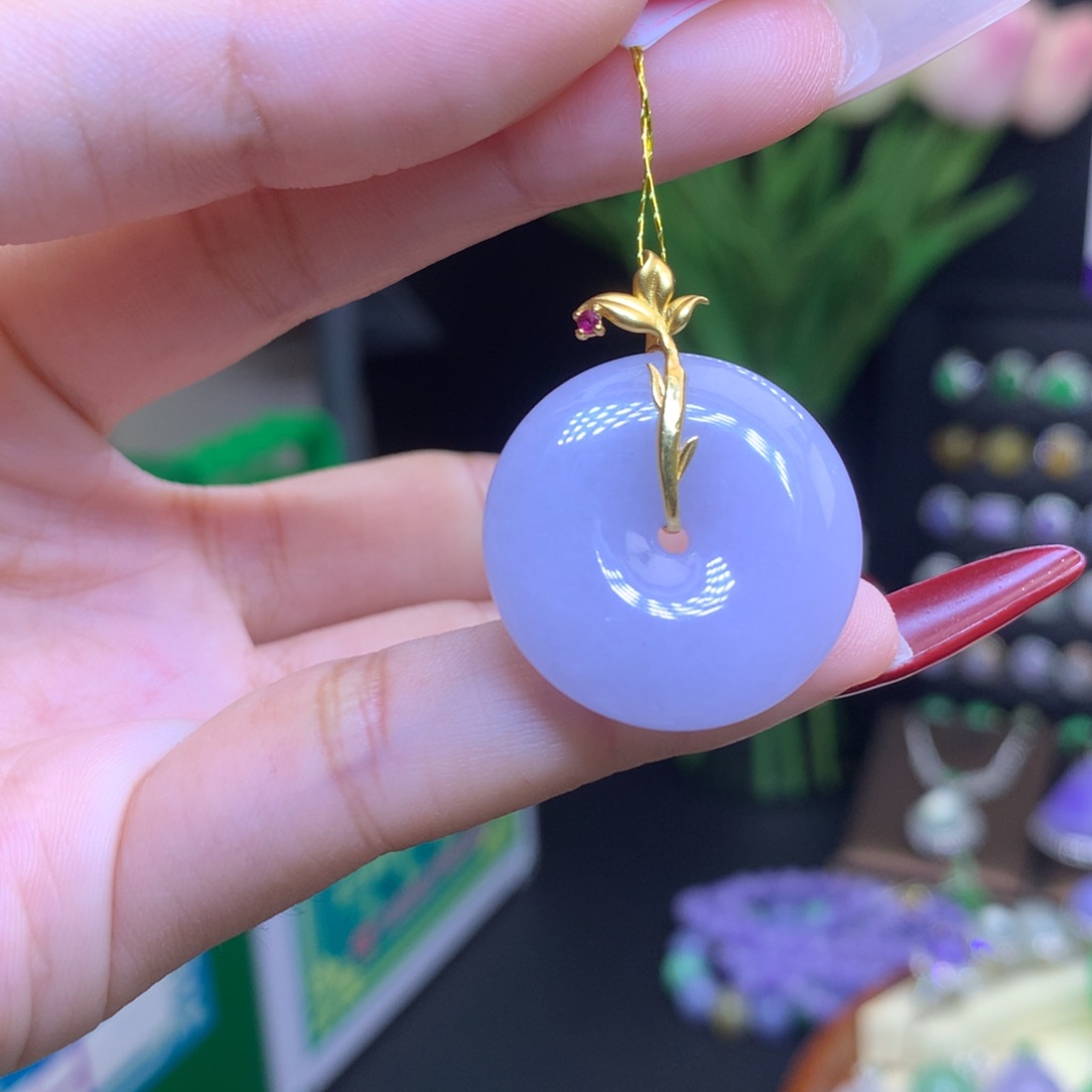 翡翠颈饰18K金镶嵌天然
