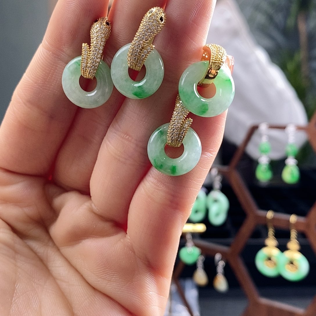 翡翠耳饰银S925镶嵌多样发其一