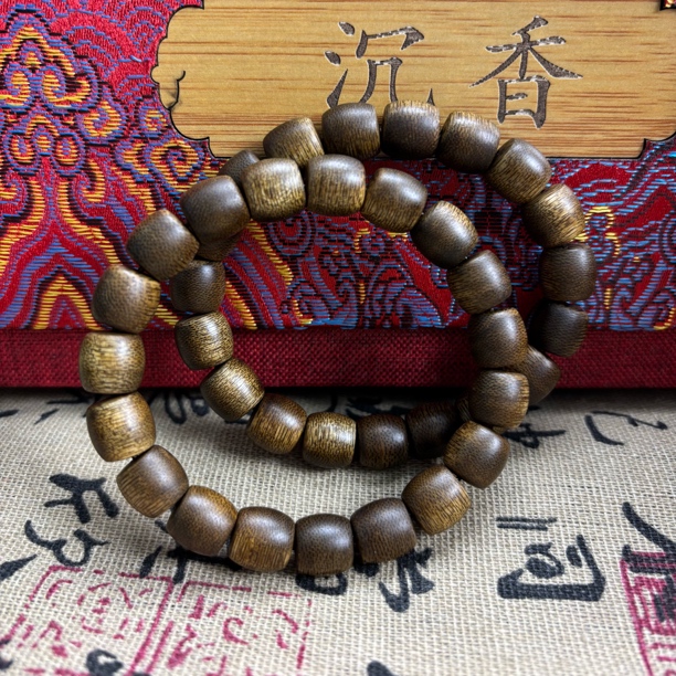 沉香越南芽庄金丝蜜结10mm+桶珠新人福利（多样性发一件）