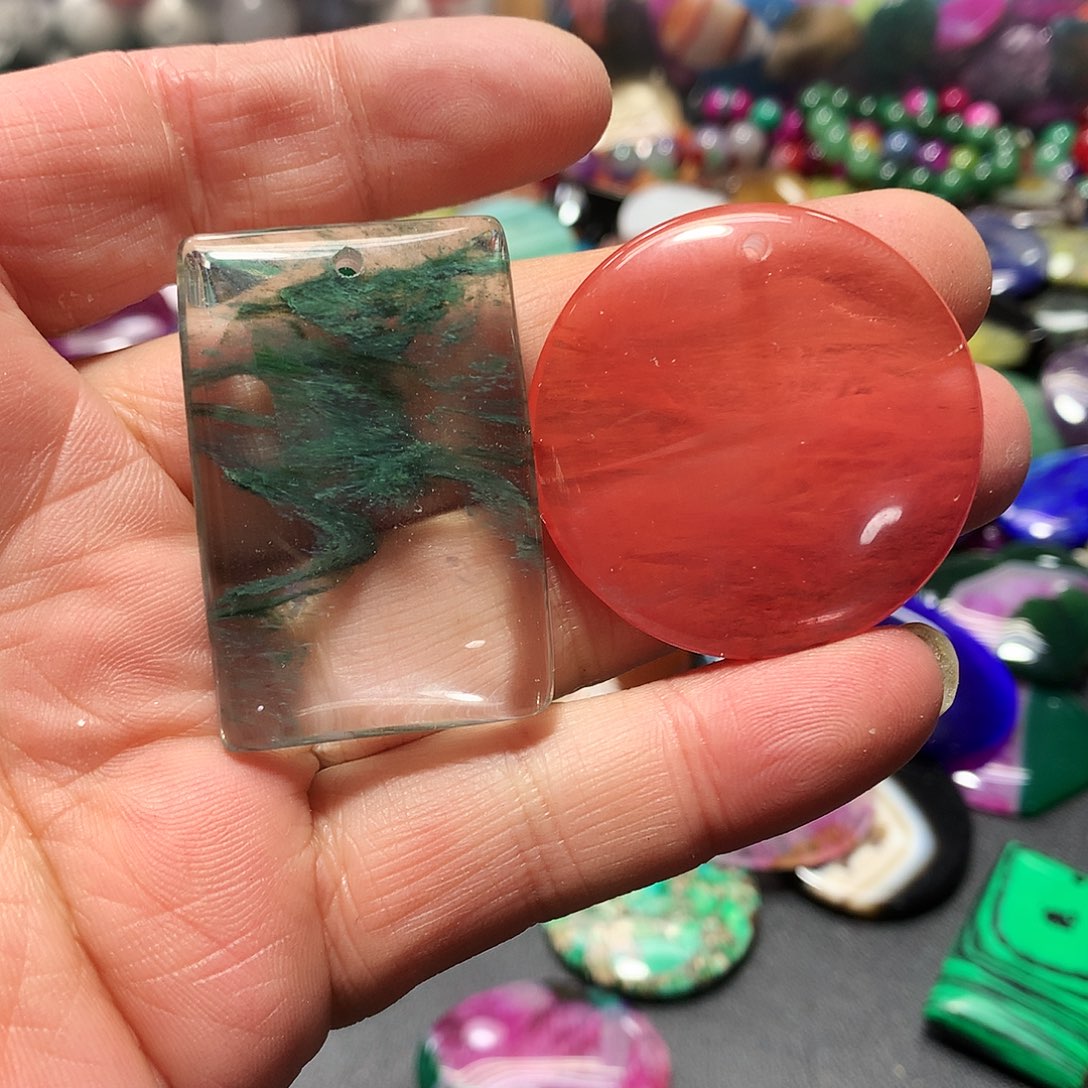 未镶嵌手串玛瑙/玉髓两个吊坠