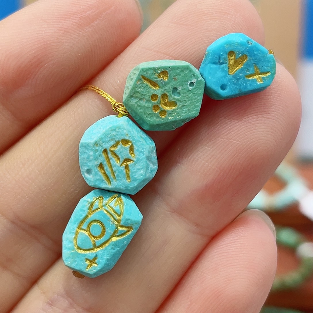 未镶嵌绿松石珠宝奇石