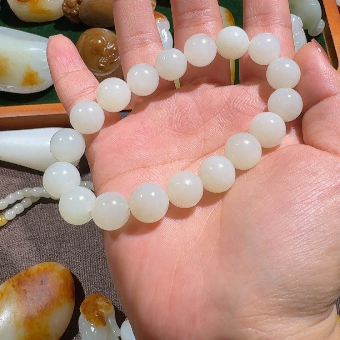 和田玉挂件未镶嵌大*