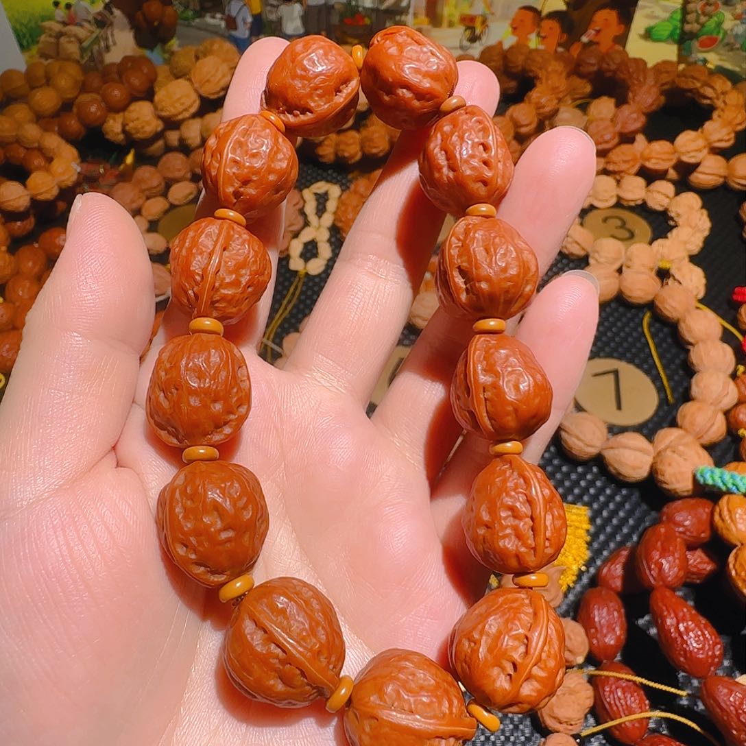 文玩核桃吊坠蛤蟆