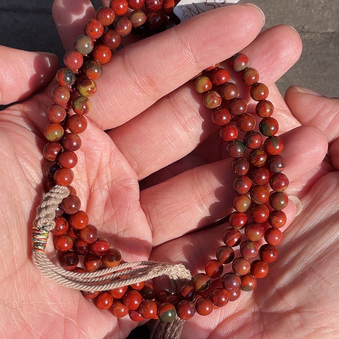 南红玛瑙吊坠未镶嵌