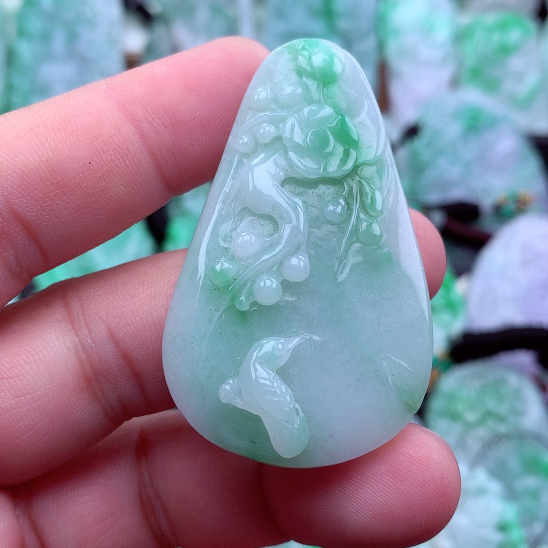 翡翠吊坠(不含链)未镶嵌