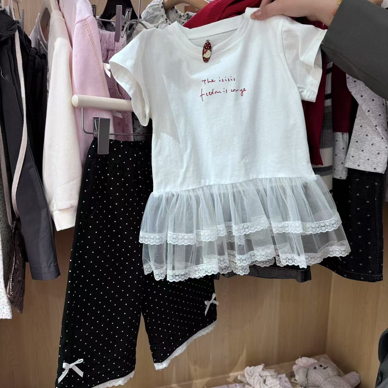 【DDM】女童蕾丝拼接小衫新款儿童甜美温柔韩版可爱短袖T恤25075