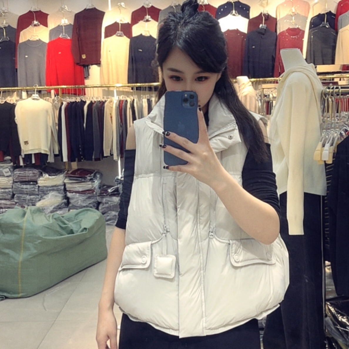 【左左服饰】羽绒马甲