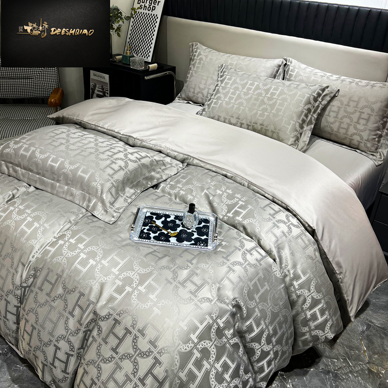 DEESHQIAO/德桥2025春夏新款高档哥伦比亚潮牌贡缎提花四件套