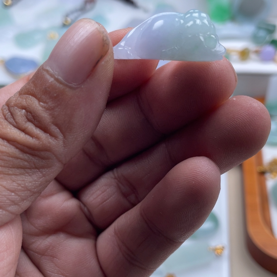 翡翠未镶嵌颈饰翡翠冰三彩富裕