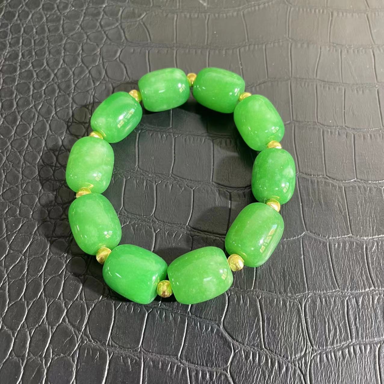 R-832精美时尚手串多样性发一件